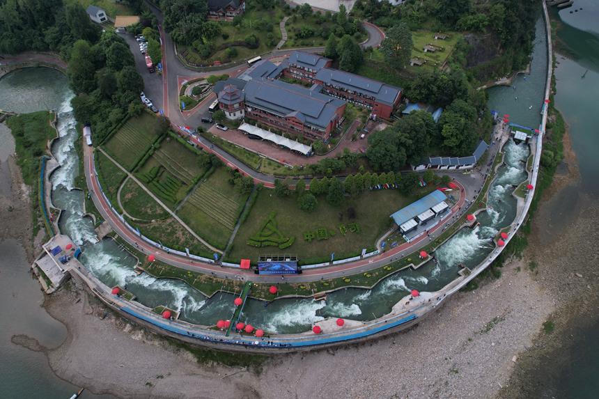 杨仁海摄, src 杨仁海摄, src