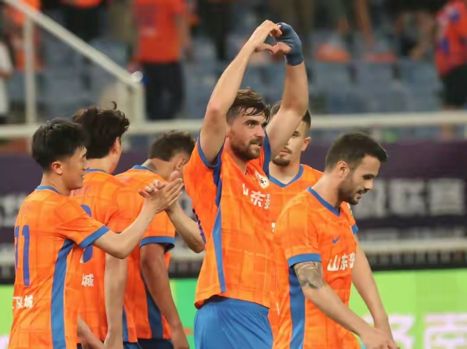 了重要贡献, 况不佳的申, 富的比赛经 了重要贡献, 况不佳的申, 富的比赛经